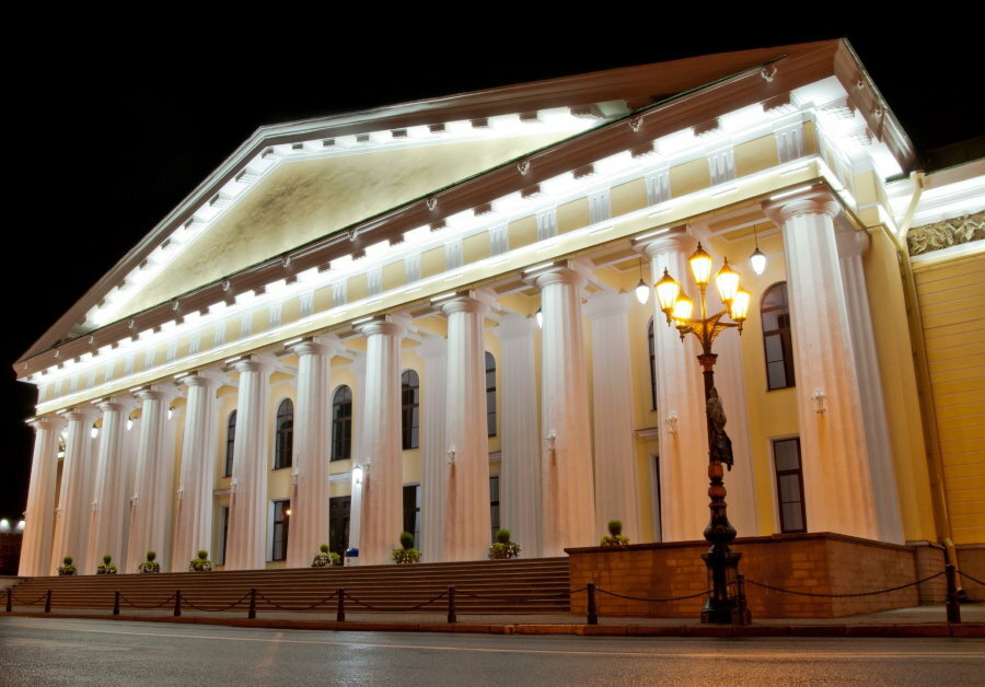 <span style="font-weight: bold;">Заливающее освещение фасадов&nbsp;</span>